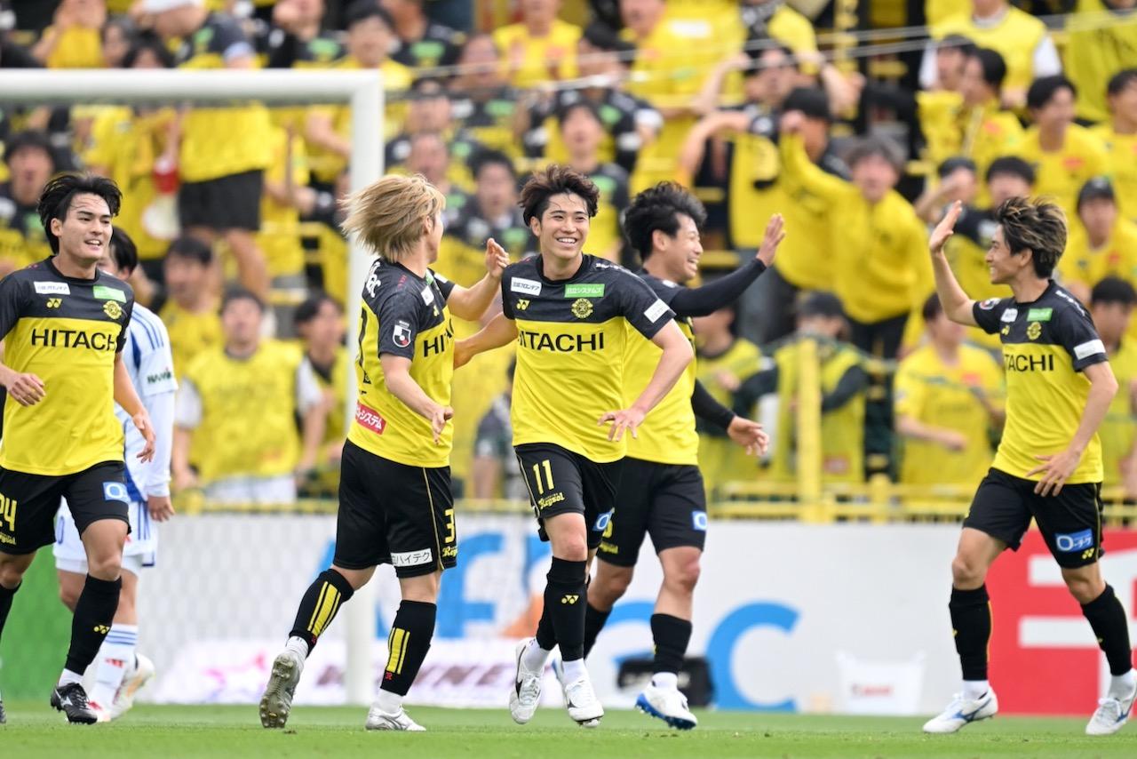 柏も新潟も、またもや…。「2点目」が奪えずに1-1で痛み分け◎J1第12節 - サッカーマガジンWEB