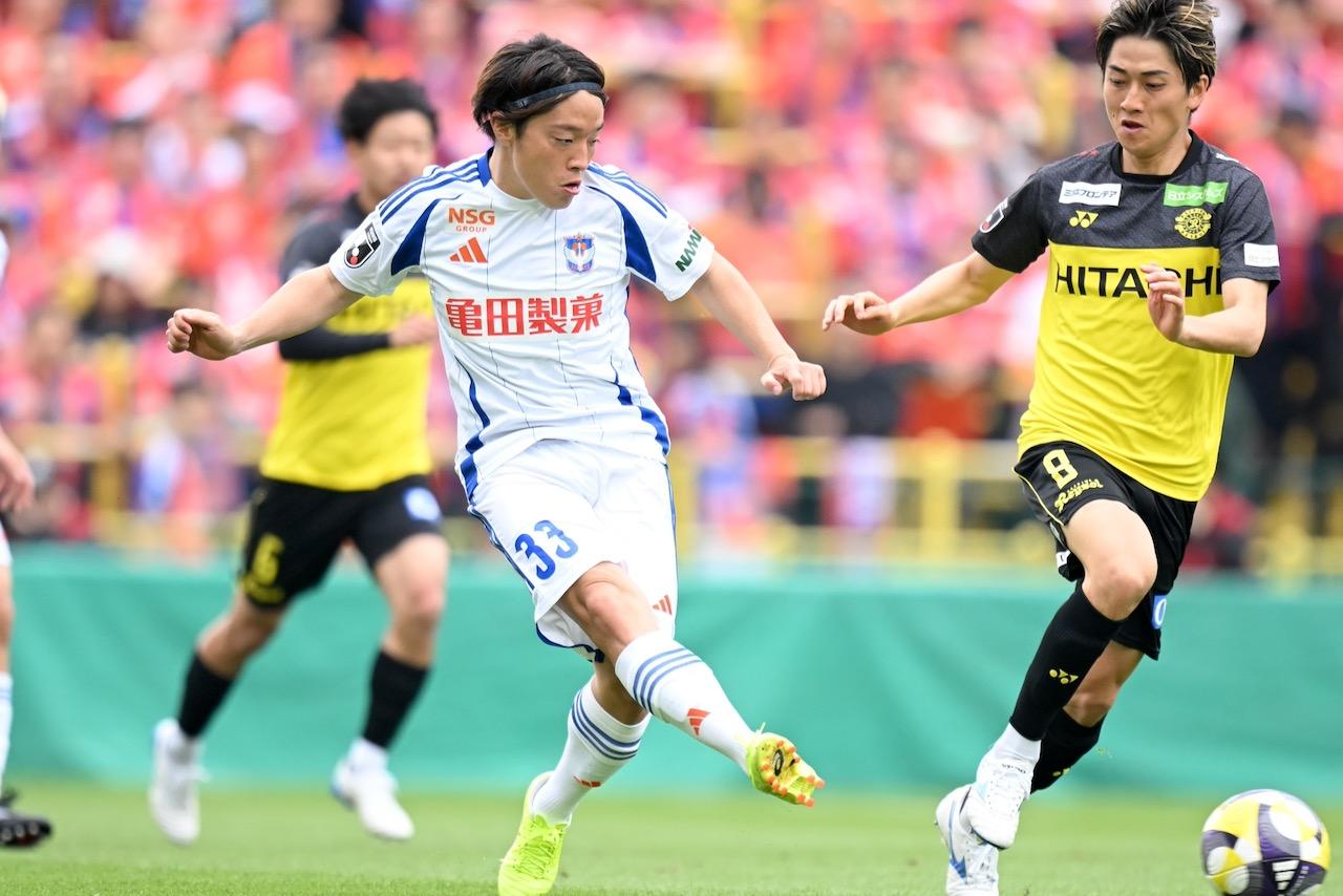 【新潟】高木善朗がぶつけたアルビ愛とプライド。「J2に落としたくない必死さをほかの選手に見せることはできた」 - サッカーマガジンWEB