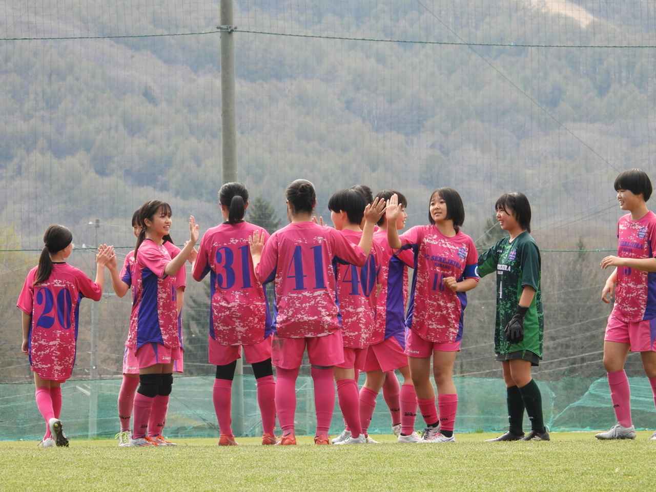 Images : 17番目の画像 - 【大会1日目フォトギャラリー】第38回サッカーマガジンカップ全国レディース大会 - サッカーマガジンWEB