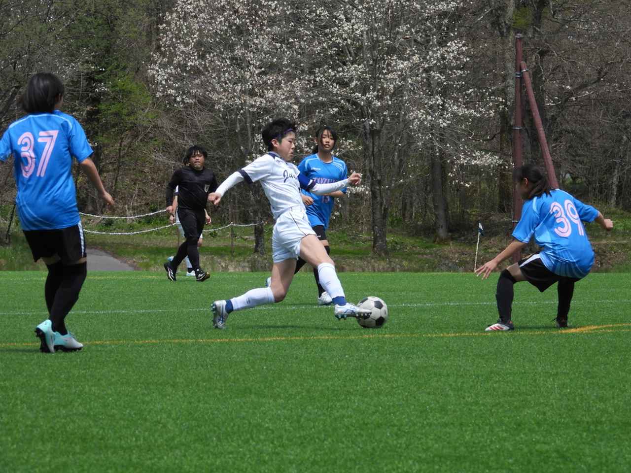 Images : 2番目の画像 - 【大会1日目フォトギャラリー】第38回サッカーマガジンカップ全国レディース大会 - サッカーマガジンWEB
