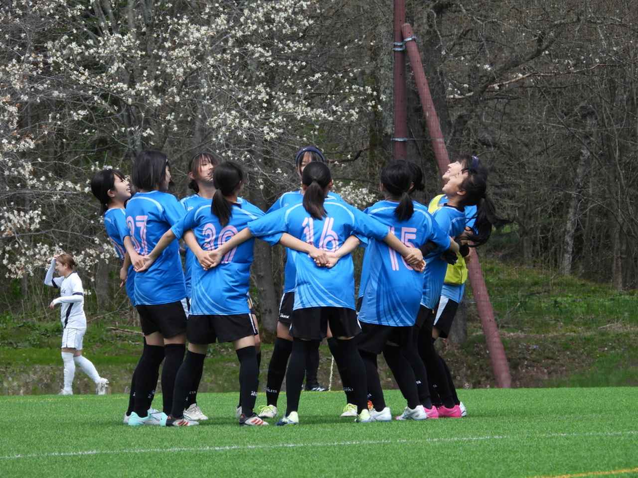 Images : 1番目の画像 - 【大会1日目フォトギャラリー】第38回サッカーマガジンカップ全国レディース大会 - サッカーマガジンWEB