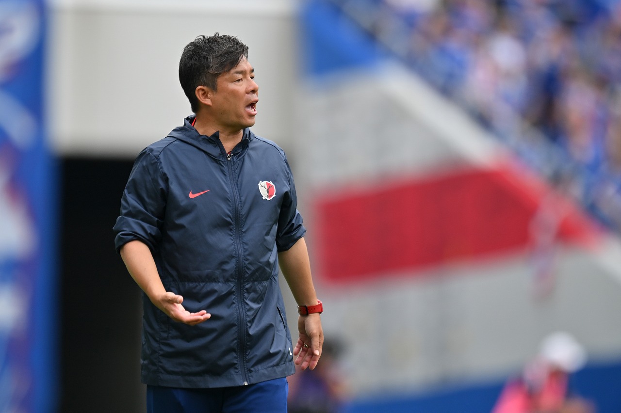 Images : 1番目の画像 - 鹿島アントラーズの鬼木達監督（写真◎Getty Images） - サッカーマガジンWEB