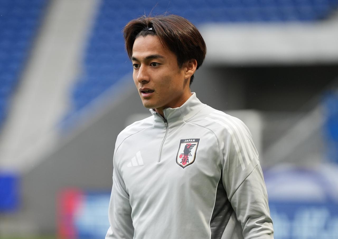 佐野航大選手のユニフォーム　日本代表 正規品 佐野航大 19番 2024 y-3 日本代表 ホームユニフォーム