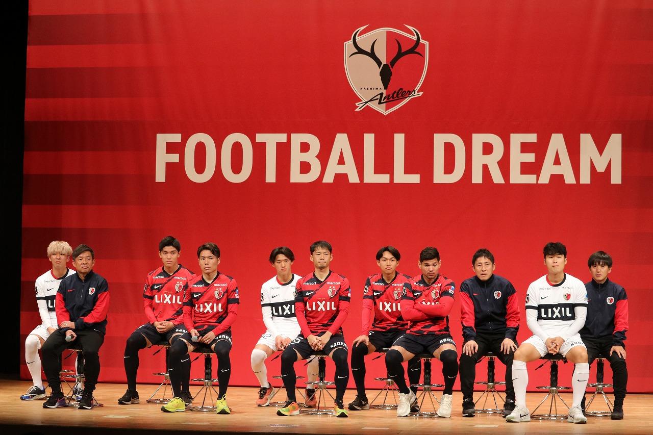 画像 : 1番目の画像 - 鹿島アントラーズの今季加入選手たち（写真◎サッカーマガジン） - サッカーマガジンWEB