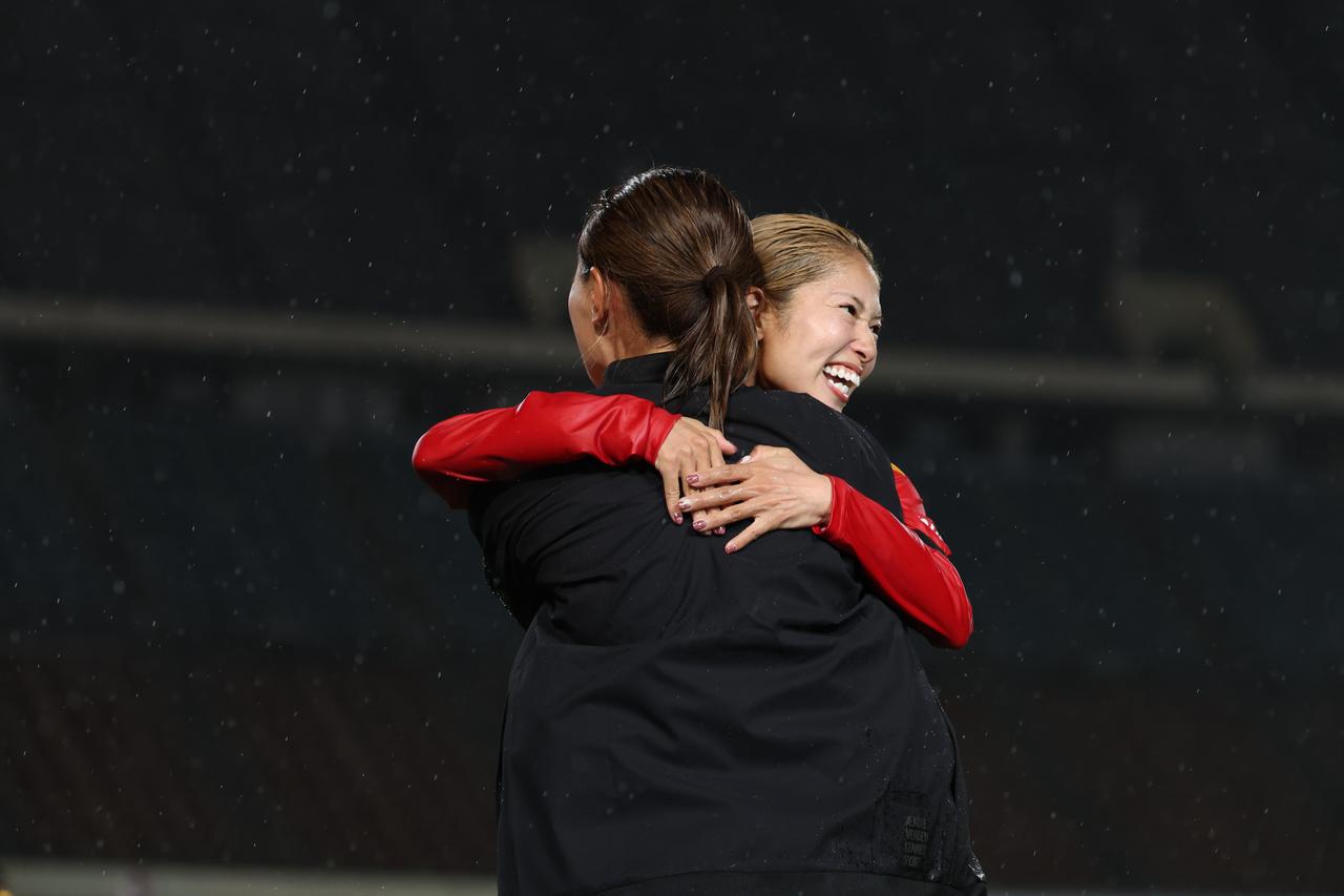 画像 : 38番目の画像 - 【写真】激しい雨の中での激闘となったI神戸と東京NBの開幕戦（写真◎WE LEAGUE） - サッカーマガジンWEB