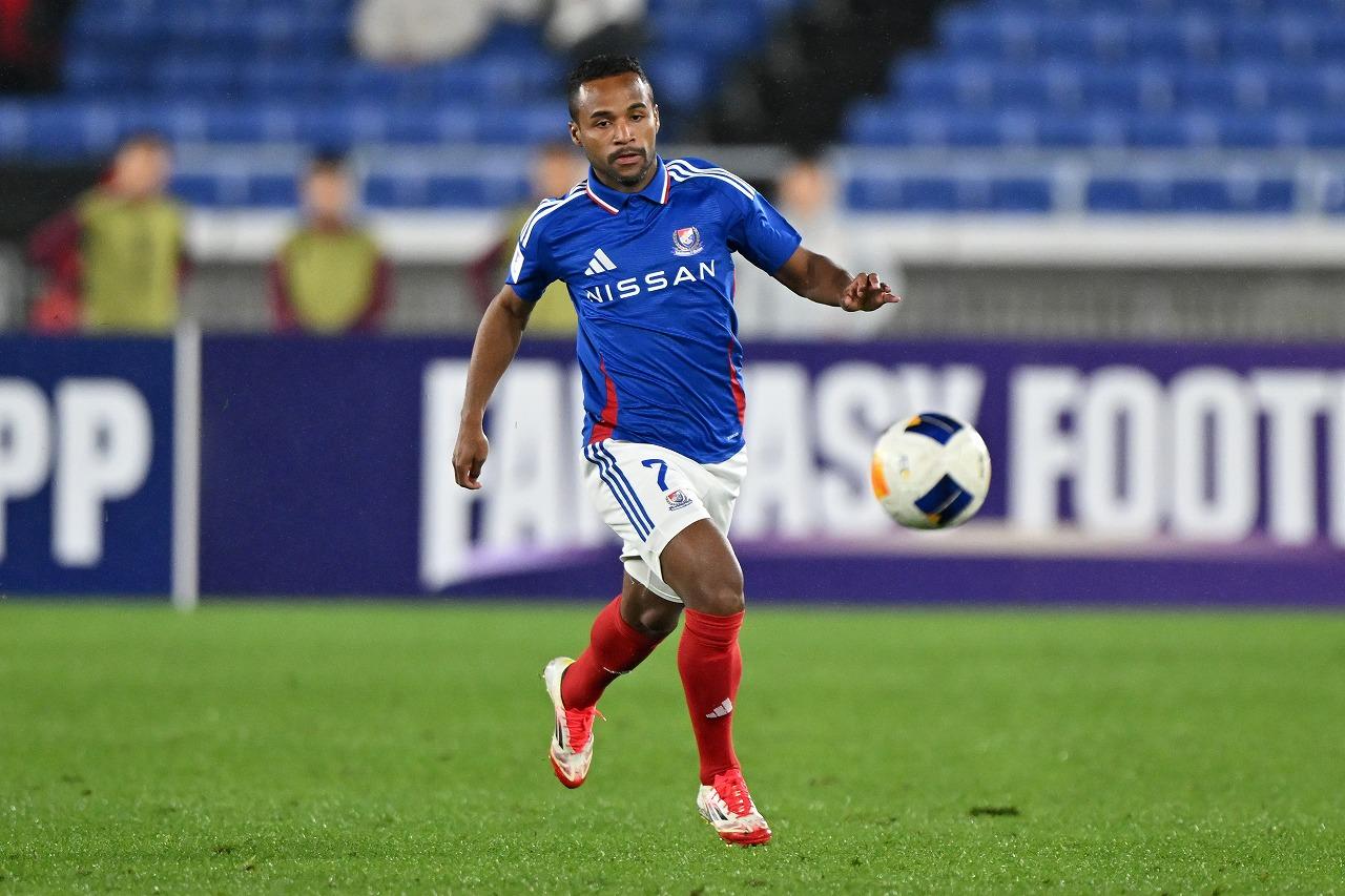 画像 : 1番目の画像 - 横浜F・マリノスから鹿島アントラーズに加入したエウベル（写真◎Getty Images） - サッカーマガジンWEB