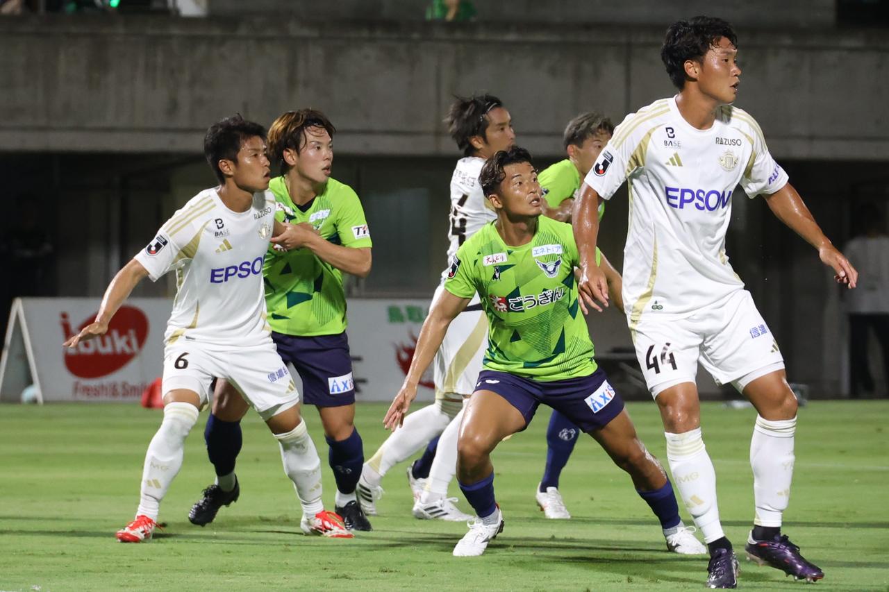 鳥取のクラブ史上最多1万1995人が集結！ 松本と攻め合うもスコアレス
