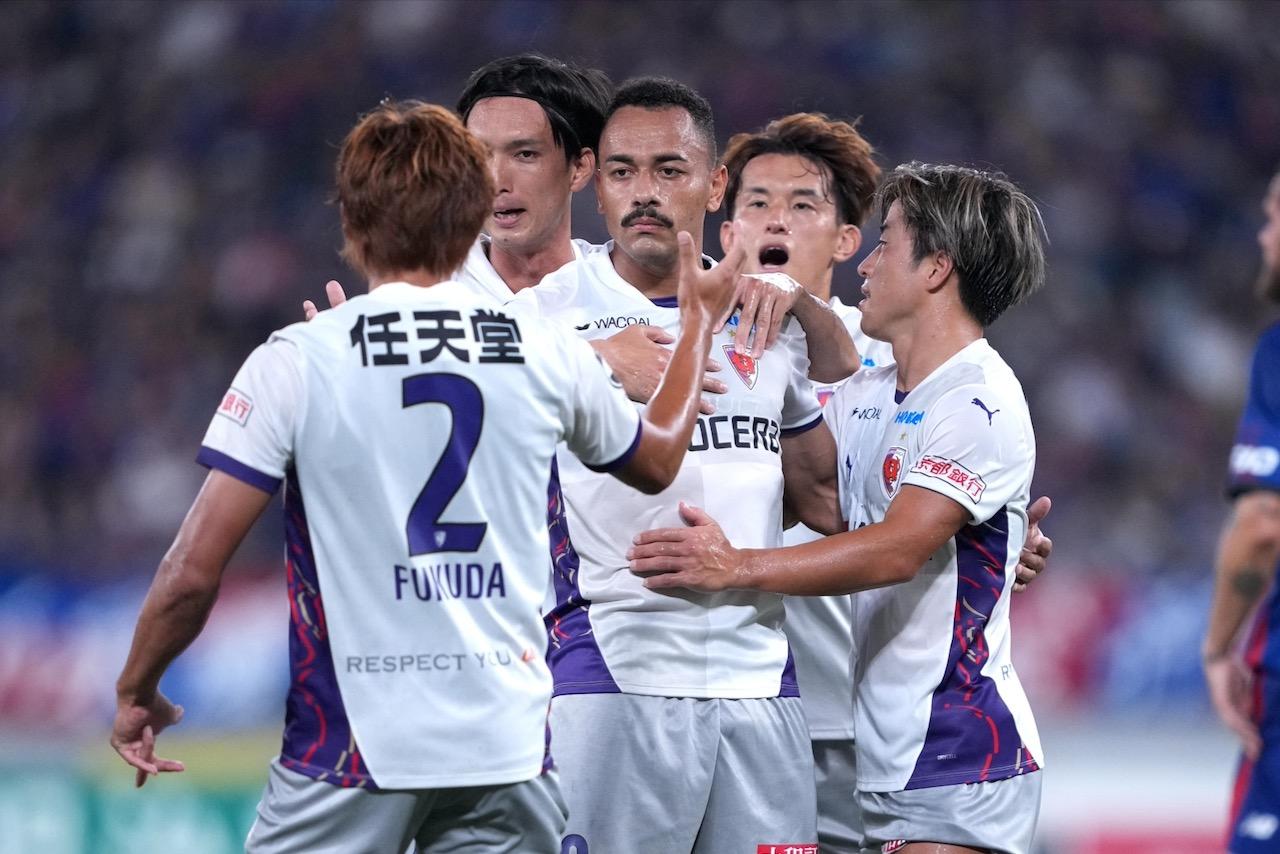 京都また首位！ R・エリアスのハットなどFC東京から再び大量点で圧勝！◎J1第27節 - サッカーマガジンWEB