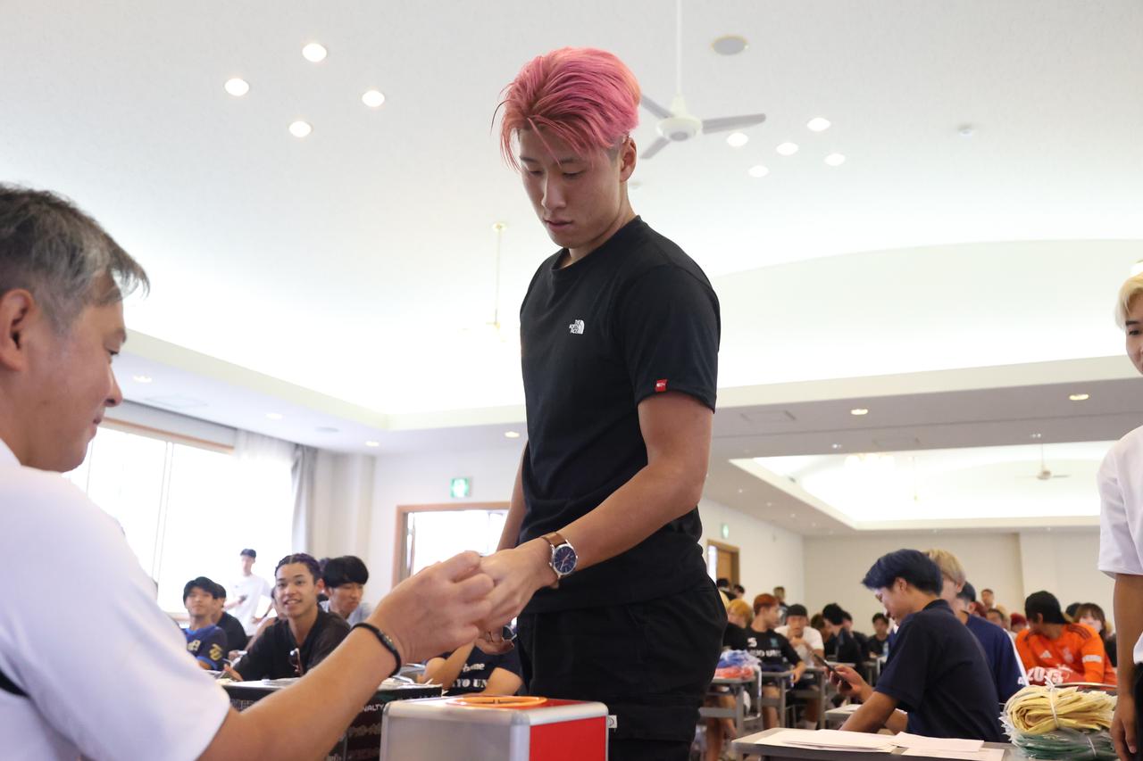 画像: 代表者会議の抽選会で予選リーグの組み合わせが決まった