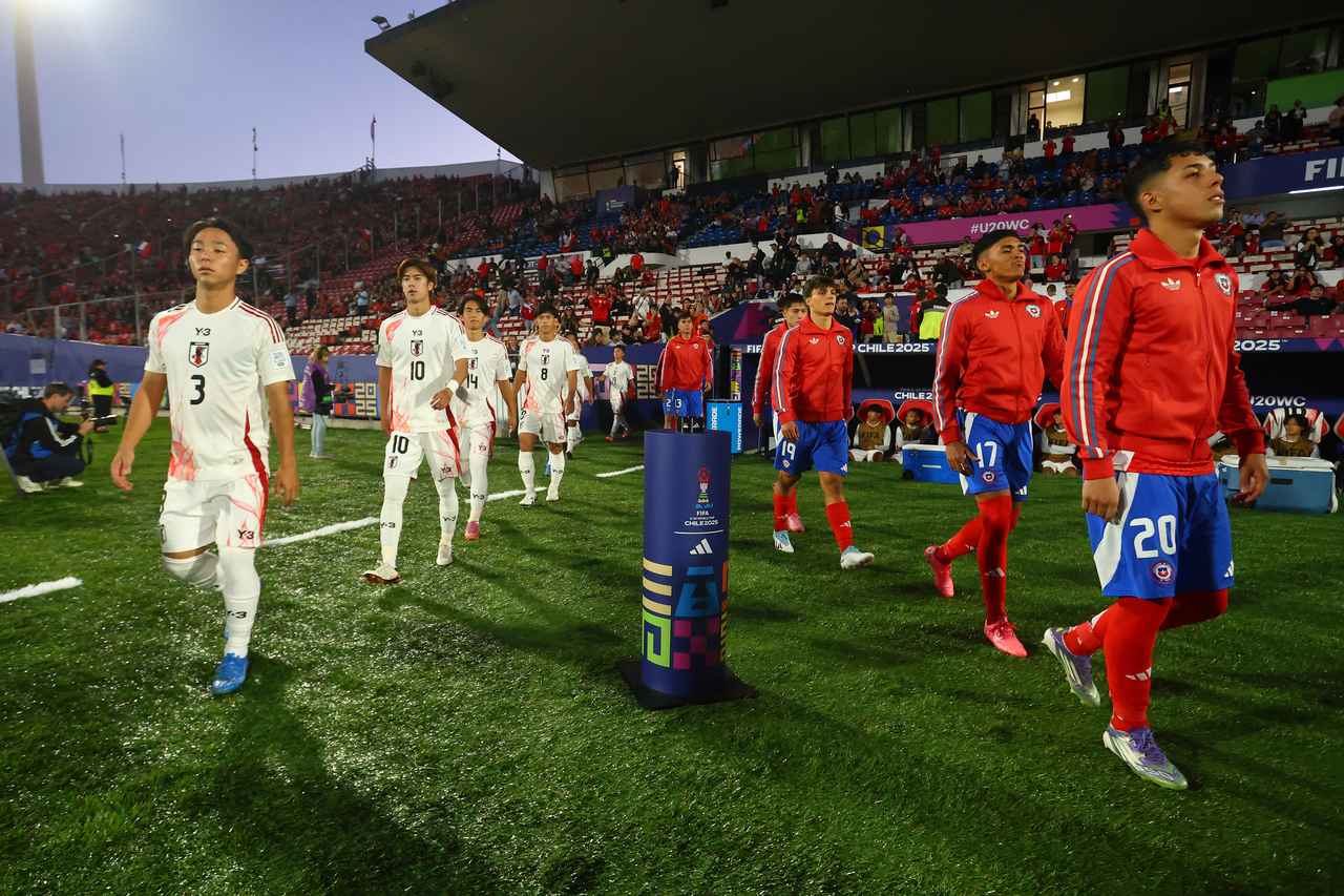 画像 : 1番目の画像 - 【写真一覧】重圧を跳ね除け、開催国チリを撃破した若き日本代表 - サッカーマガジンWEB