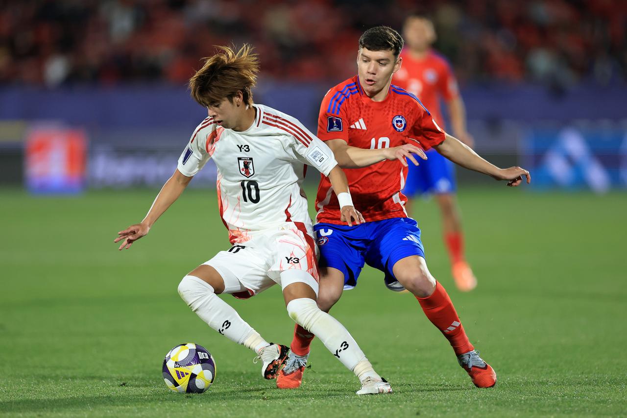 画像 : 5番目の画像 - 【写真一覧】重圧を跳ね除け、開催国チリを撃破した若き日本代表 - サッカーマガジンWEB