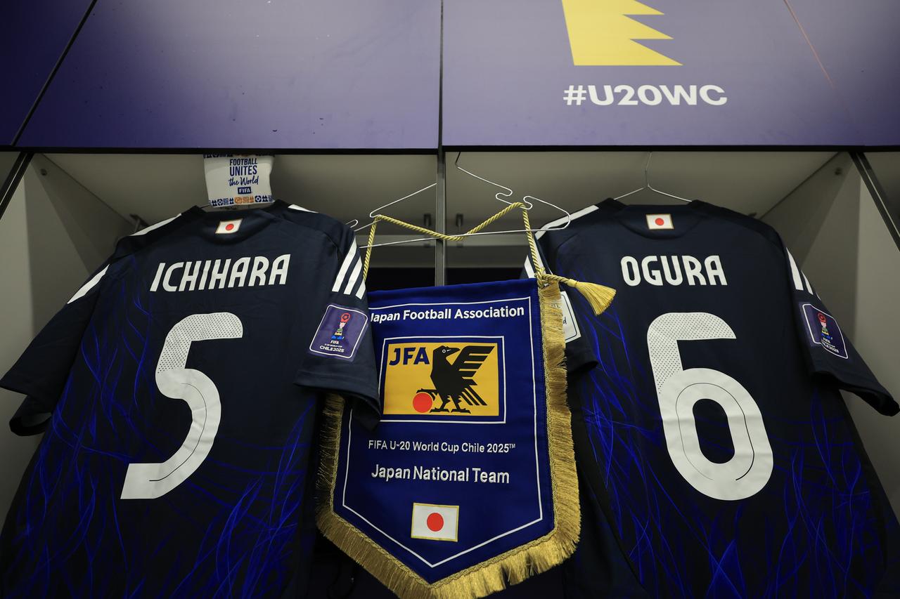 画像 : 3番目の画像 - 【写真】フランス戦に向けた日本のロッカールームや試合前の様子（写真◎Getty Images） - サッカーマガジンWEB