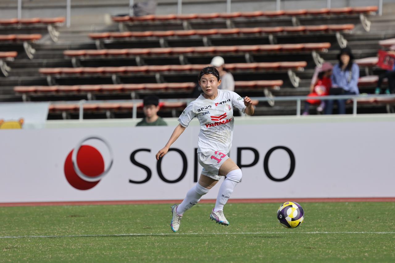 画像 : 3番目の画像 - 【写真】浦和がホームで4得点の快勝。C大阪はハーフタイムの選手交代も実らず無得点に抑えられた(写真◎森田将義) - サッカーマガジンWEB