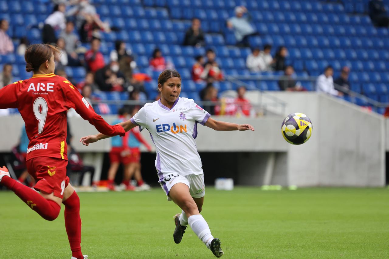 画像 : 16番目の画像 - 【写真】広島がI神戸を下して白星スタートを切ったWEリーグクラシエカップのグループステージ第1節(写真◎森田将義) - サッカーマガジンWEB