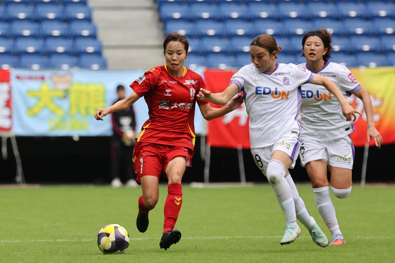 画像 : 9番目の画像 - 【写真】広島がI神戸を下して白星スタートを切ったWEリーグクラシエカップのグループステージ第1節(写真◎森田将義) - サッカーマガジンWEB