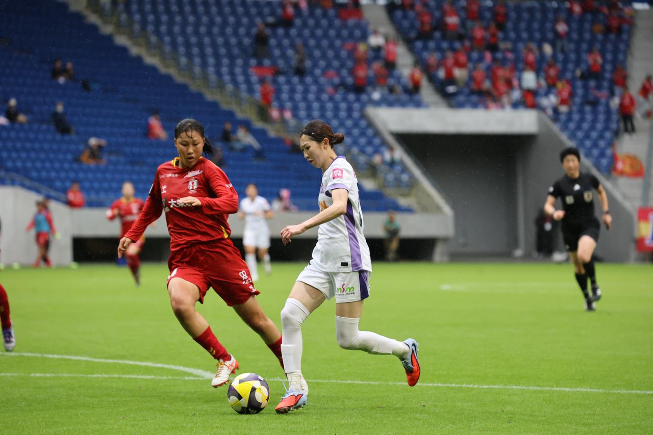 画像 : 20番目の画像 - 【写真】広島がI神戸を下して白星スタートを切ったWEリーグクラシエカップのグループステージ第1節（写真◎森田将義） - サッカーマガジンWEB