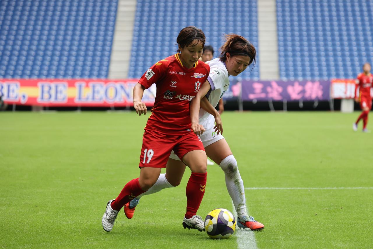 画像 : 11番目の画像 - 【写真】広島がI神戸を下して白星スタートを切ったWEリーグクラシエカップのグループステージ第1節(写真◎森田将義) - サッカーマガジンWEB