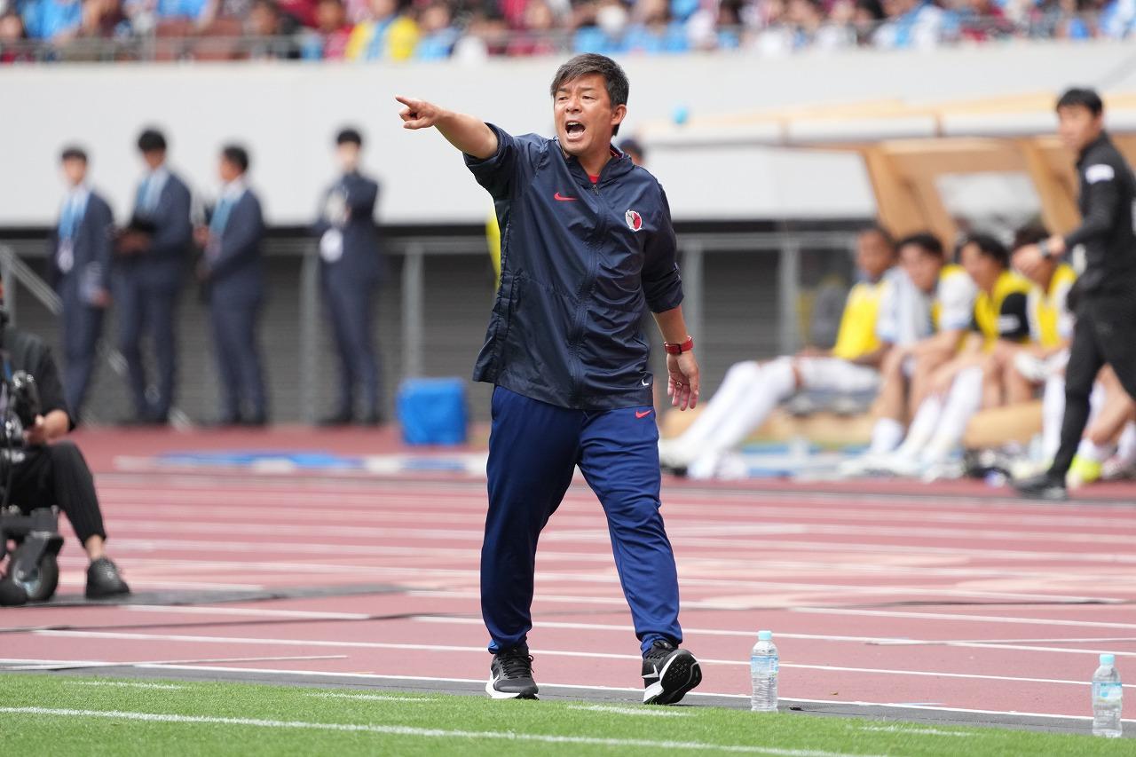 画像 : 1番目の画像 - 鹿島アントラーズの鬼木達監督（写真◎Getty Images） - サッカーマガジンWEB