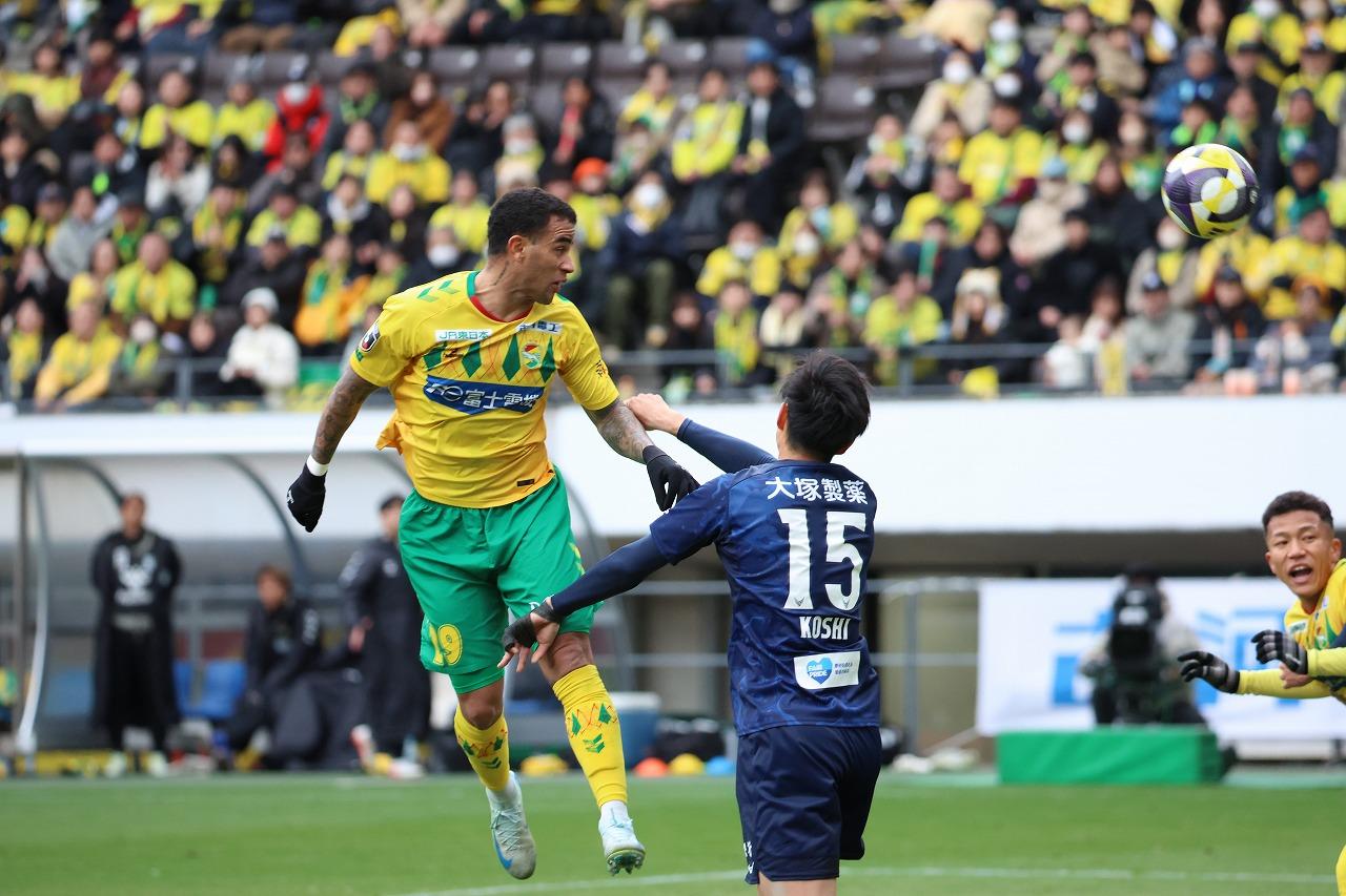 千葉、6度目の正直で17年ぶりにJ1復帰！ カルリーニョス・ジュニオの
