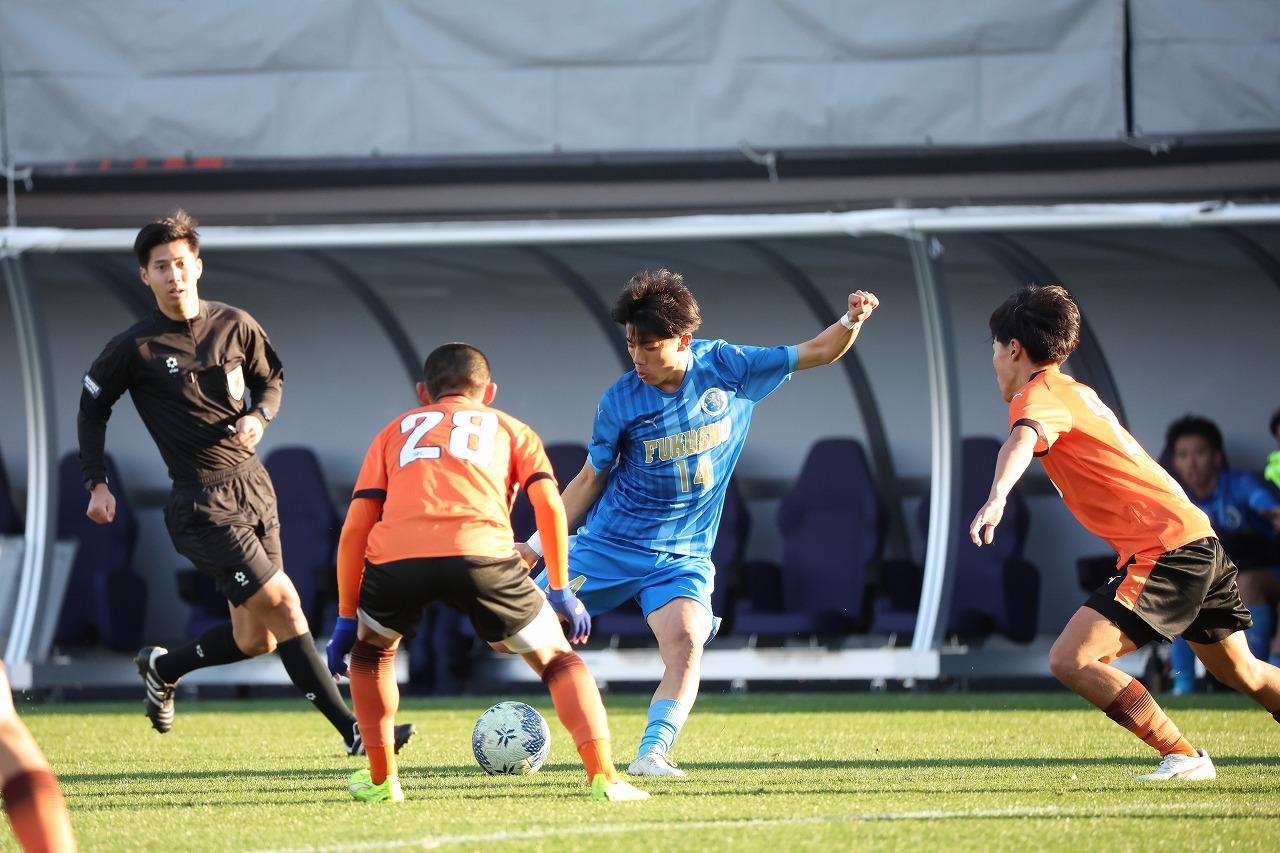 画像 : 9番目の画像 - 【写真一覧】前半に畳かけた高川学園が福井商を下した（写真◎高野徹） - サッカーマガジンWEB