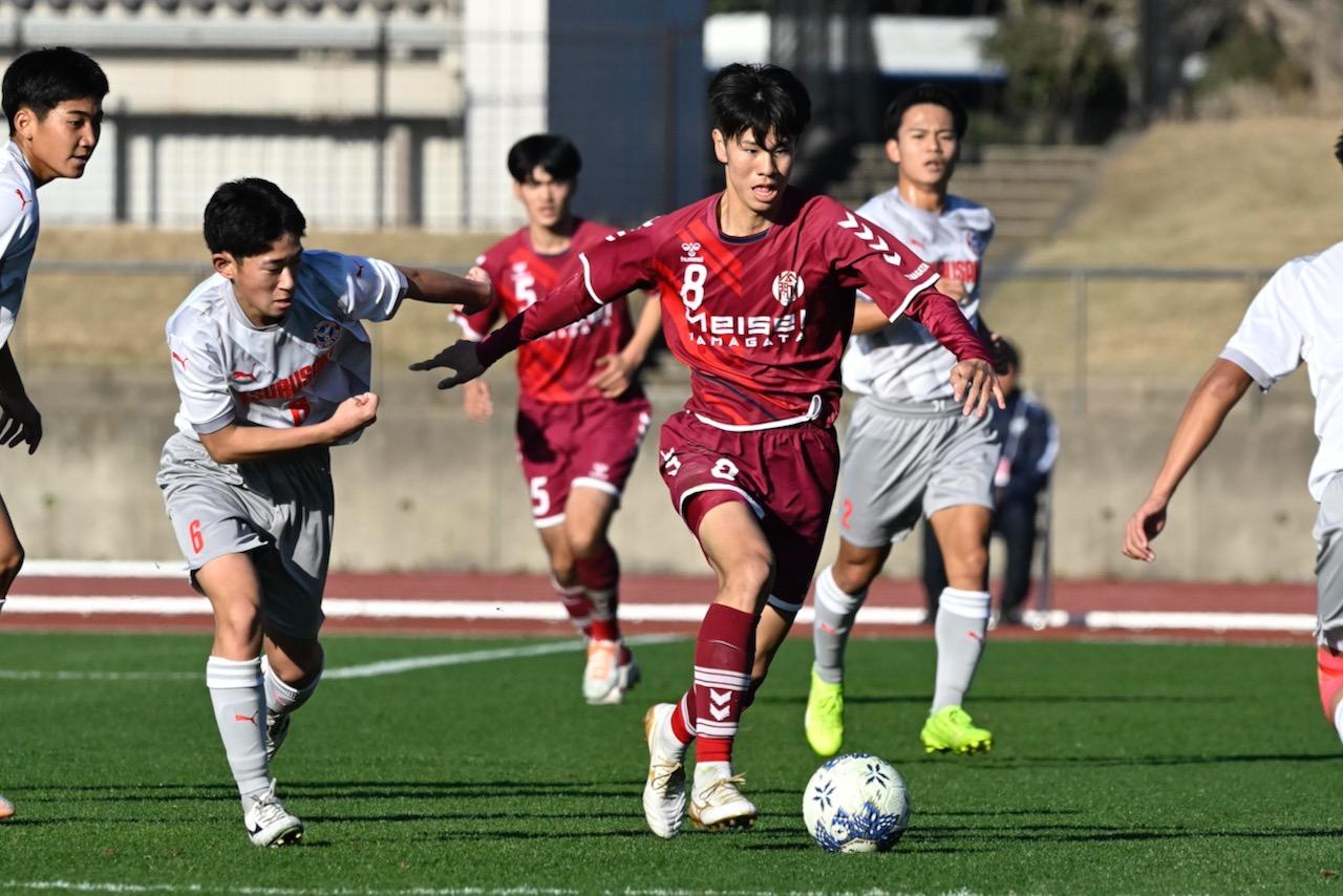 画像 : 2番目の画像 - 【写真一覧】山形明正も攻めて1点差に迫ったものの、最後は大分鶴崎が逃げ切った（写真◎矢野寿明） - サッカーマガジンWEB