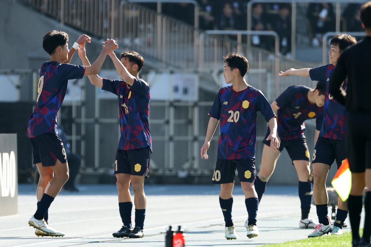 画像 : 5番目の画像 - 【写真】興國が後半に2得点、帝京大可児の反撃を封じて2回戦に駒を進めた（写真◎横山健太） - サッカーマガジンWEB