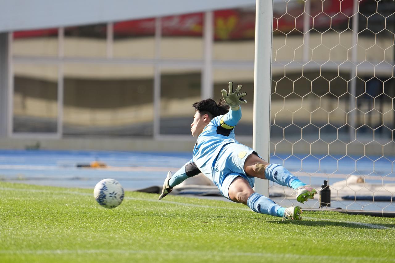 画像 : 8番目の画像 - 【写真一覧】東福岡が2点を先行するも興國が粘りを見せた（写真◎小山真司） - サッカーマガジンWEB