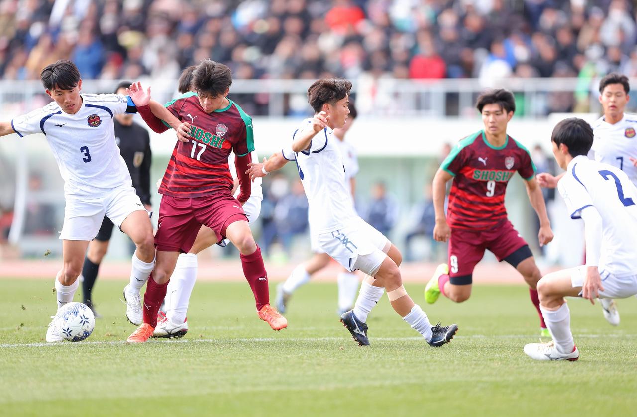 画像 : 3番目の画像 - 【写真一覧】試合はＰＫ戦に進むと思われたが…劇的な結末を迎えた（写真◎桜井ひとし） - サッカーマガジンWEB