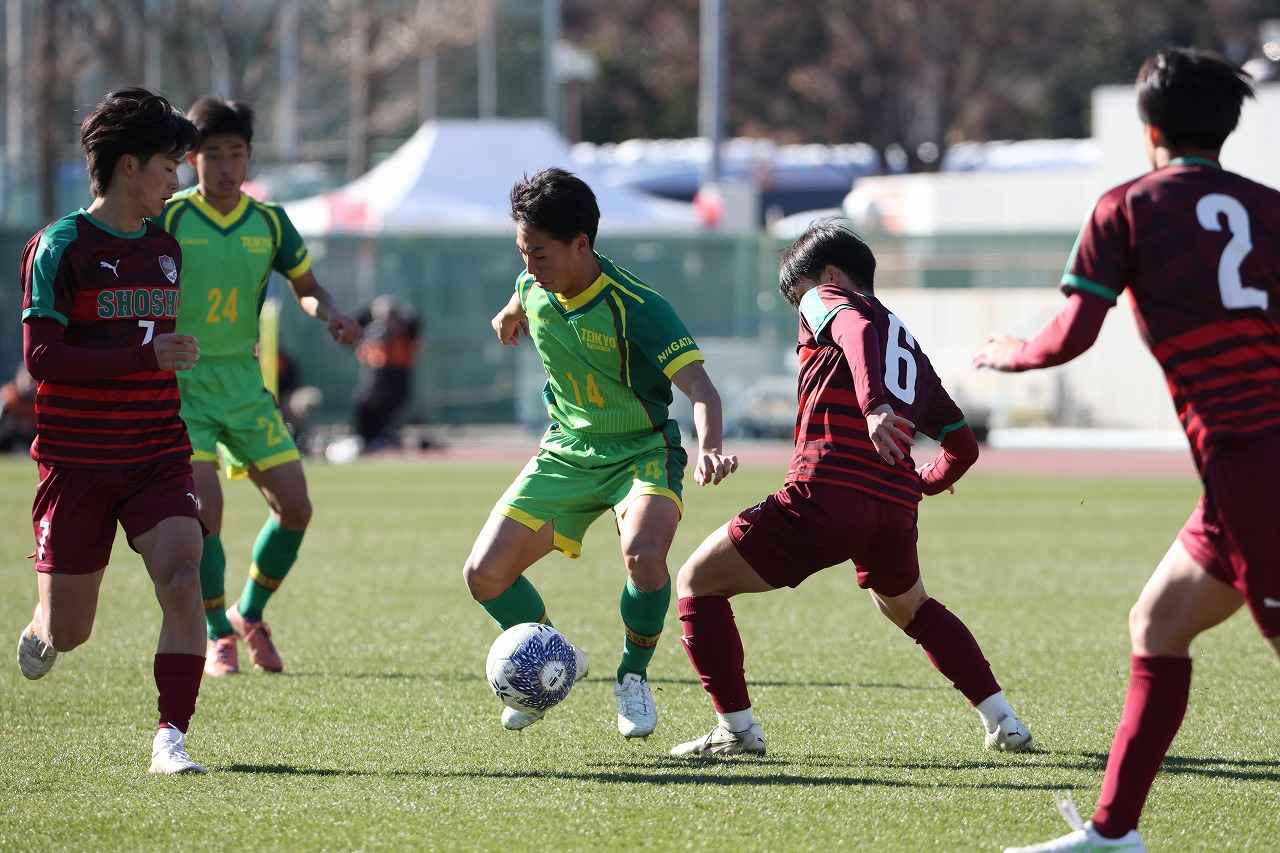 画像 : 1番目の画像 - 【写真】尚志が帝京長岡を下して7年ぶりのベスト4進出（写真◎高野徹） - サッカーマガジンWEB