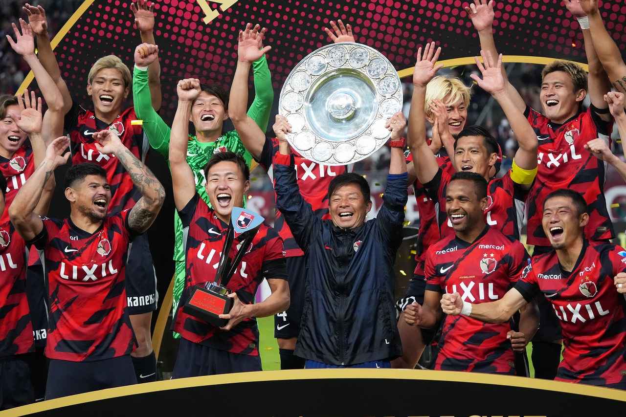 画像 : 1番目の画像 - 鹿島アントラーズの鬼木達監督（写真◎Getty Images） - サッカーマガジンWEB