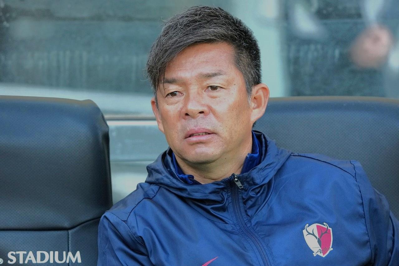 画像 : 1番目の画像 - 鹿島アントラーズの鬼木達監督（写真◎Getty Images） - サッカーマガジンWEB