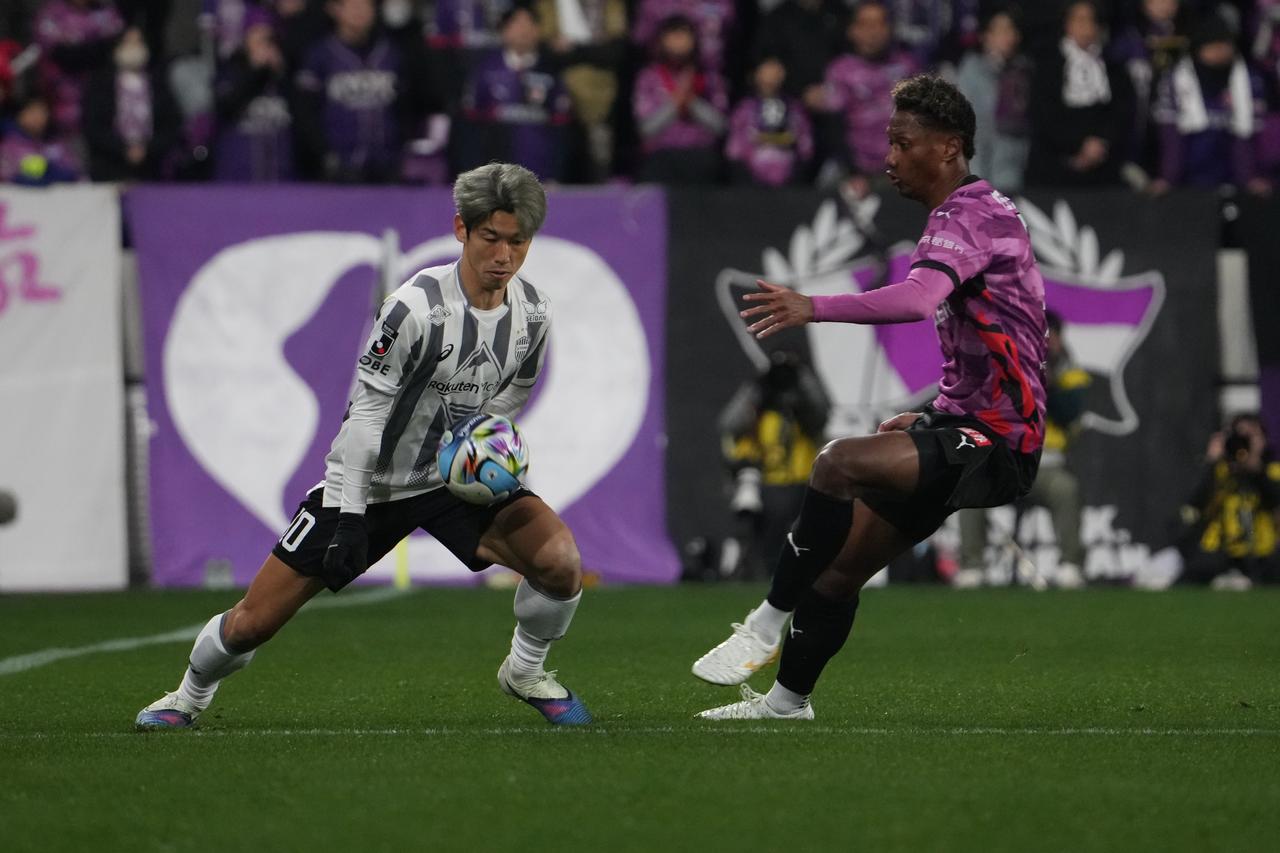 画像: 2026年は自らにベクトルを向けると大迫勇也。目に見える結果も求めていく（写真◎Getty Images）