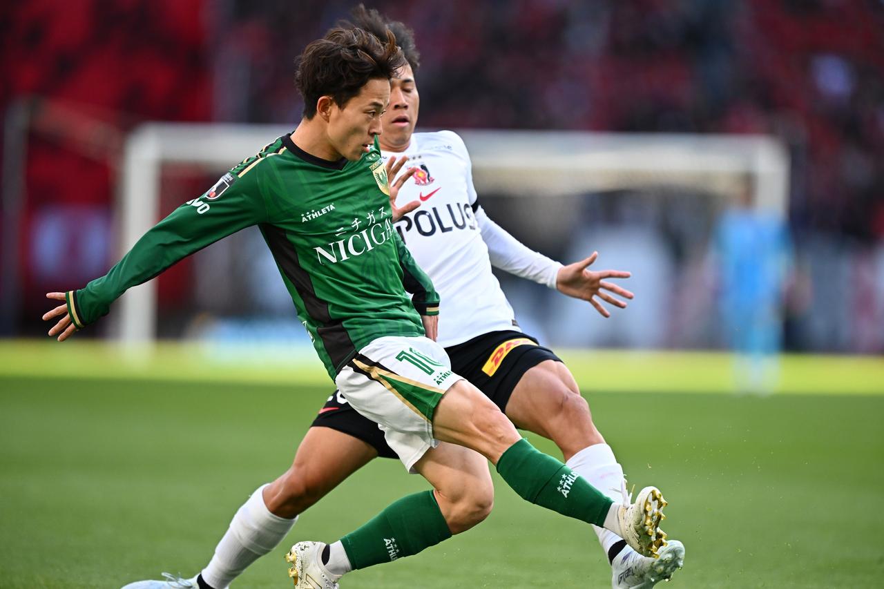 東京V】勝利を手繰り寄せたナンバー10。森田晃樹は走り、戦い、高い