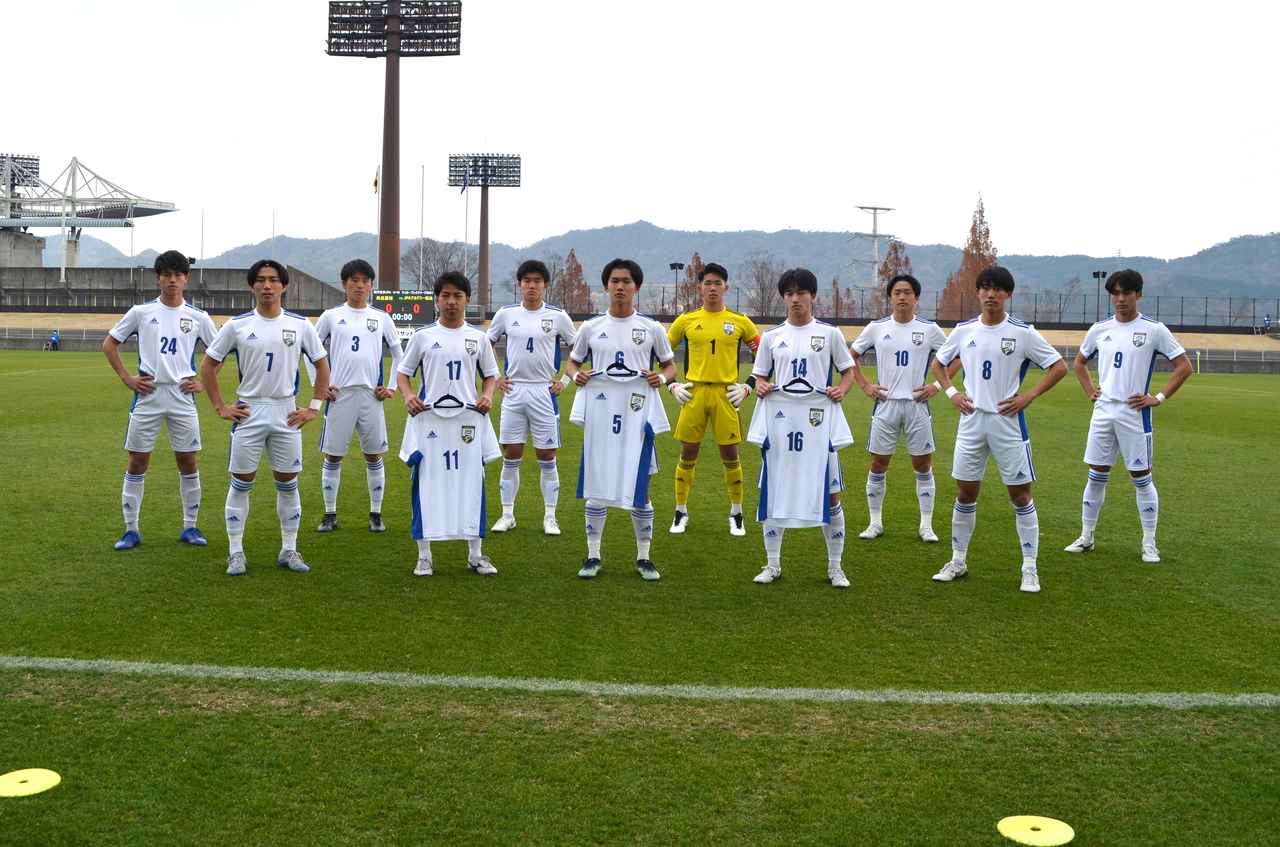 画像 : 1番目の画像 - 【写真】中学、高校とJFAアカデミー福島でプレーした本保。高校3年時の2021年にはU-18でプレミアリーグ昇格プレーオフに臨み、チームの昇格に貢献した（写真◎石倉利英） - サッカーマガジンWEB