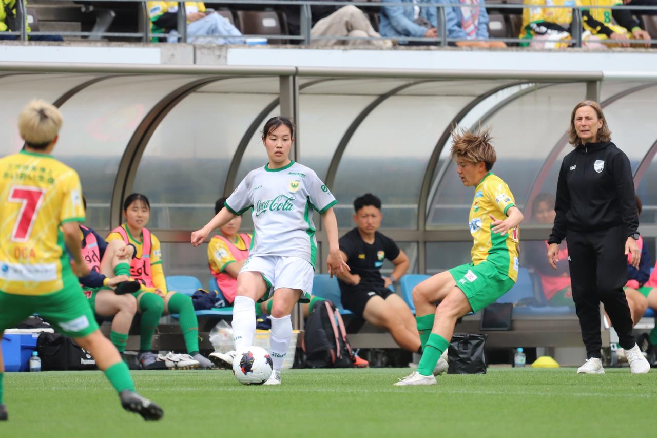 画像 : 8番目の画像 - 【写真】千葉Lと東京NBの一戦は、後半の小林の決勝点で東京NBが勝ち点3をつかんだ（写真◎森田将義） - サッカーマガジンWEB