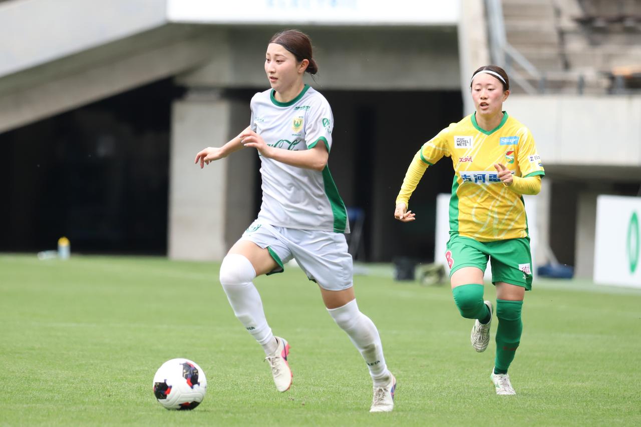 画像 : 20番目の画像 - 【写真】千葉Lと東京NBの一戦は、後半の小林の決勝点で東京NBが勝ち点3をつかんだ（写真◎森田将義） - サッカーマガジンWEB