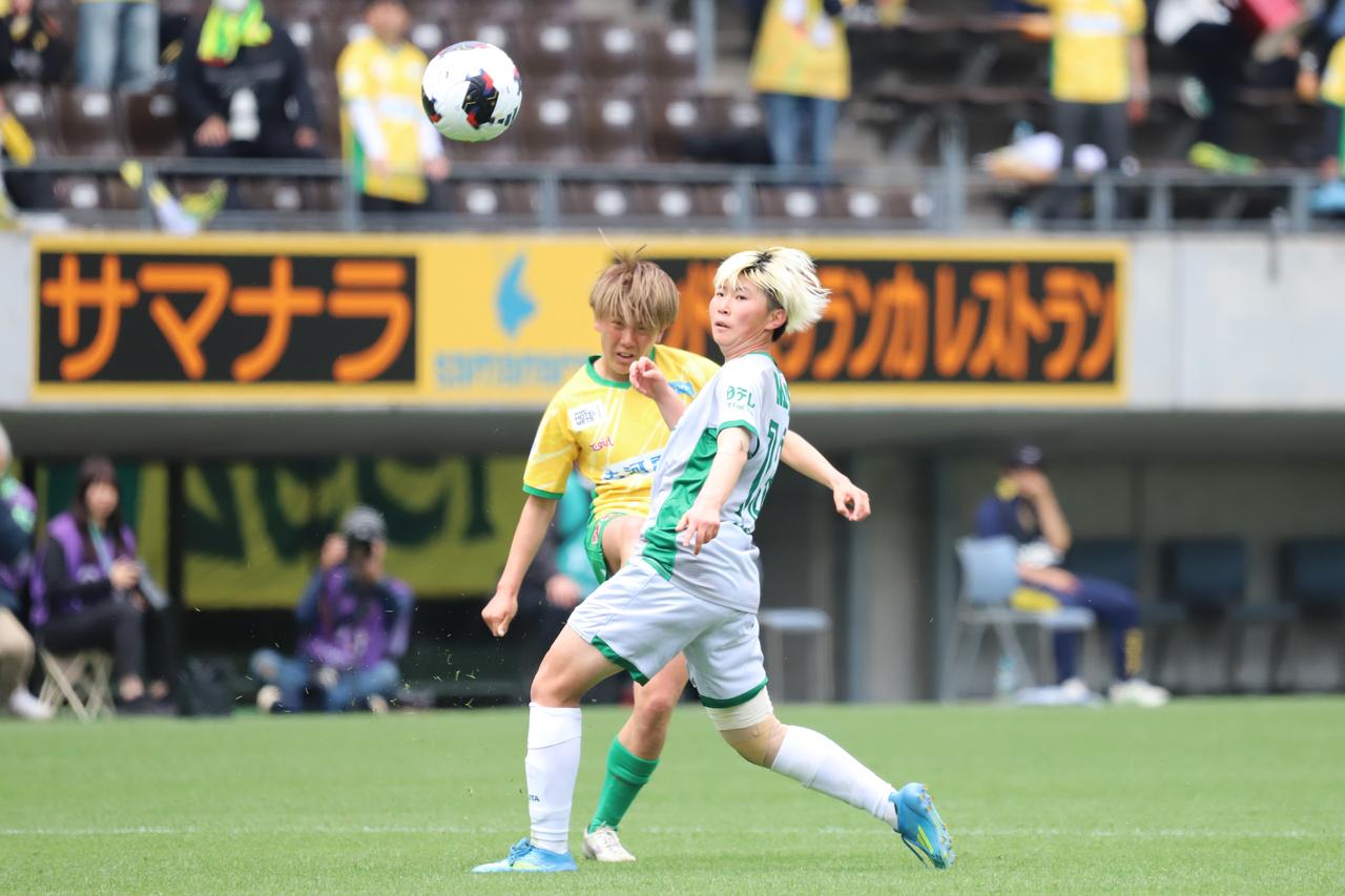 画像 : 7番目の画像 - 【写真】千葉Lと東京NBの一戦は、後半の小林の決勝点で東京NBが勝ち点3をつかんだ（写真◎森田将義） - サッカーマガジンWEB