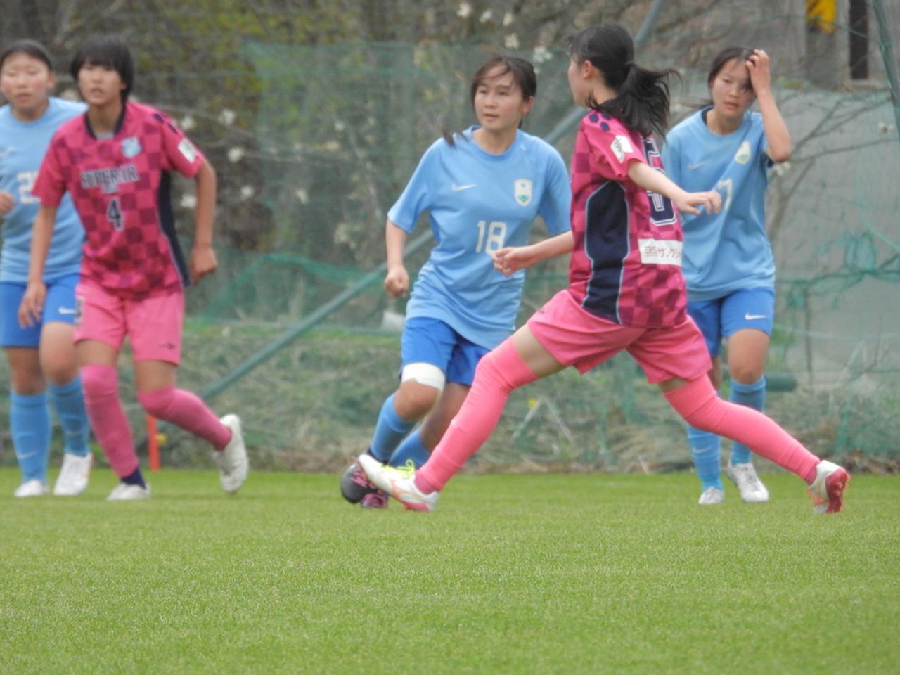 画像 : 8番目の画像 - 【フォトアルバム】大会1日目の女子プレーヤーたち - サッカーマガジンWEB
