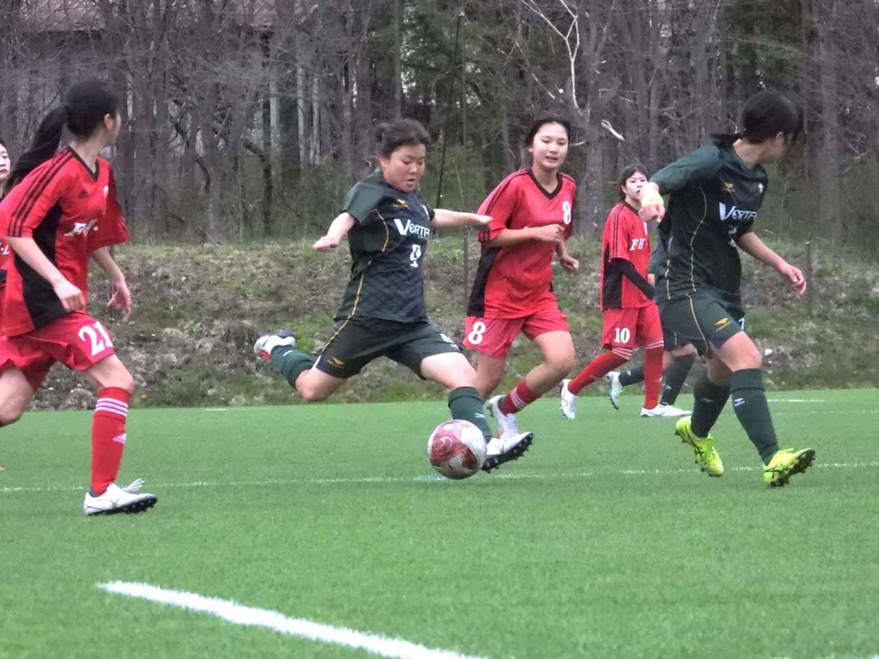 画像 : 16番目の画像 - 【フォトアルバム】大会1日目の女子プレーヤーたち - サッカーマガジンWEB