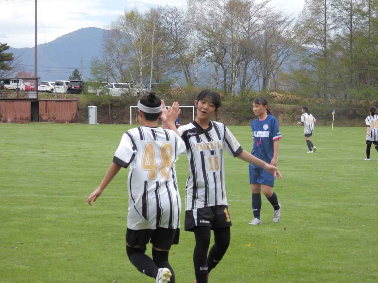 画像 : 2番目の画像 - 【フォトアルバム】大会1日目の女子プレーヤーたち - サッカーマガジンWEB