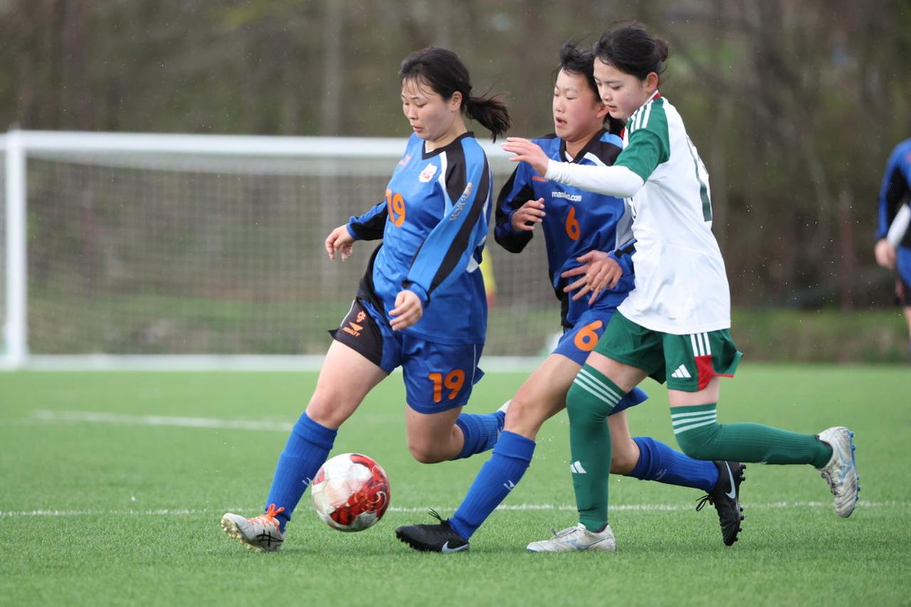 画像 : 29番目の画像 - 【フォトアルバム】大会2日目の女子プレーヤーたち - サッカーマガジンWEB