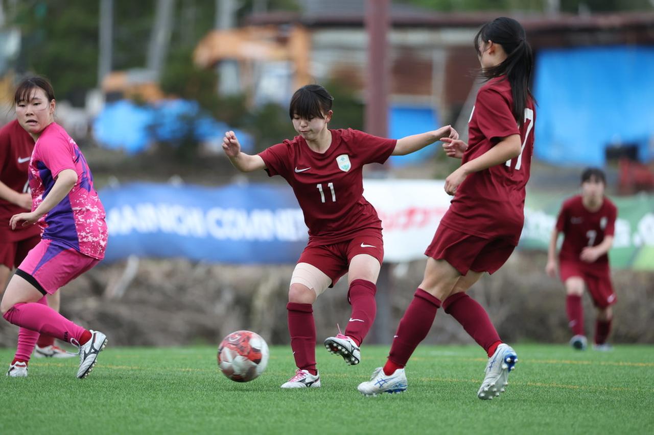画像 : 1番目の画像 - 【フォトアルバム】大会2日目の女子プレーヤーたち - サッカーマガジンWEB