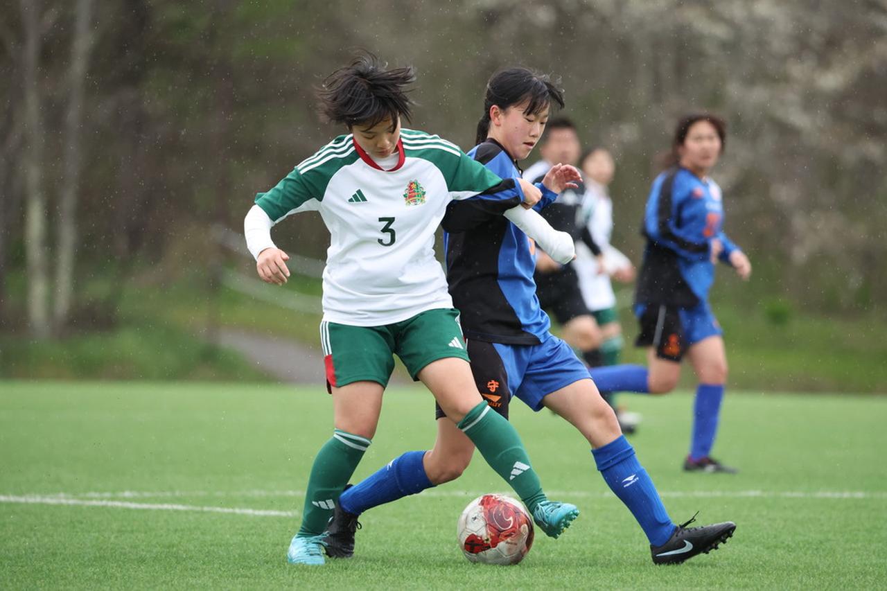 画像 : 28番目の画像 - 【フォトアルバム】大会2日目の女子プレーヤーたち - サッカーマガジンWEB