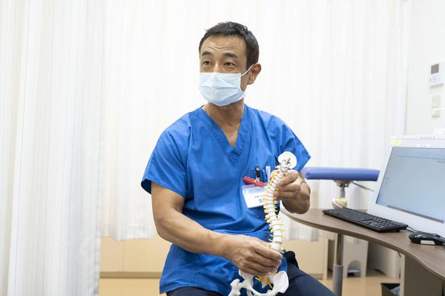画像: アレックス脊椎クリニックの吉原院長