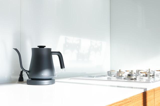 画像: 機能性が高く、心を豊かにしてくれる電気ケトル BALMUDA The Pot/BALMUDA