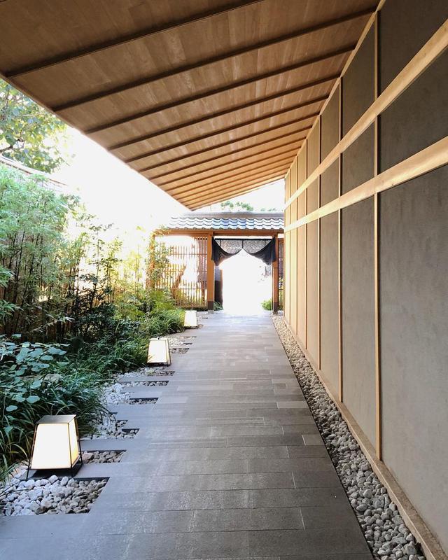 画像1: 東京のど真ん中で、温泉街の旅館のような風情を味わう「ONSEN RYOKAN 由縁 新宿」