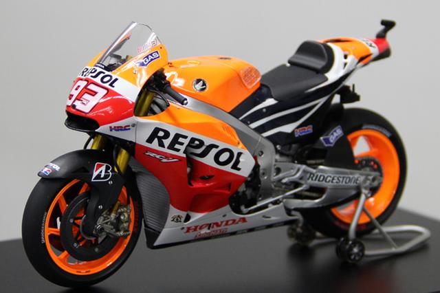 画像: 実車を忠実に再現したタミヤ「レプソルHonda RC213V ’14」