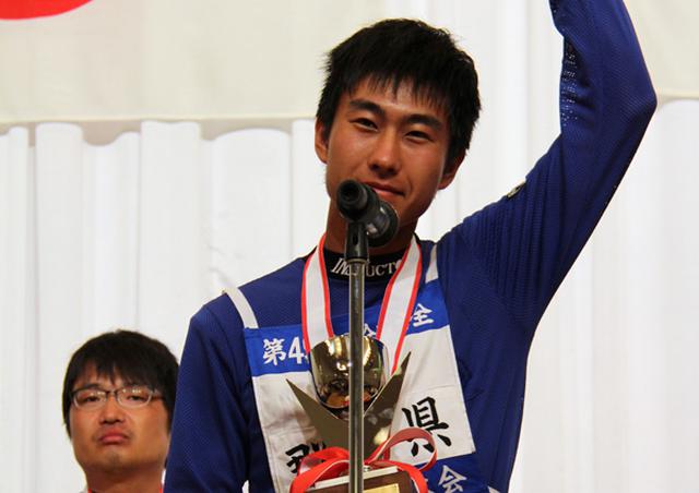画像: 高校生等クラス優勝の石綱拳大選手(群馬)