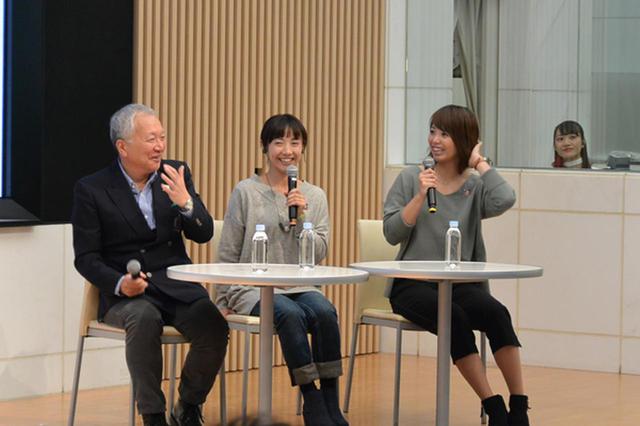 画像: バイクフォーラム「カブとともに」。左より中部博さん、下館あいさん、小玉絵里加選手