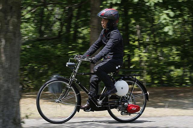 画像: 初の試みとなる歴史車両であるカブ号F型の試乗会